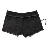 Short de jean negro con tachas y detalle de cordones cruzados en el lateral izquierdo.