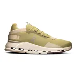 Championes urbanos color crema, con cordones y suela con tecnología CloudTec.