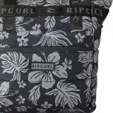 Bolso de mano Rip Curl Weekend Travel 26L Tote, color negro con estampado de flores grises. Tiene doble asa de mano con logo de la marca y cierre superior.