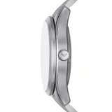 Reloj Emporio Armani modelo AR60076, con caja de acero plateado de 41mm y esfera blanca sunray. Movimiento automático de tres agujas con fechador. Correa de acero inoxidable plateado con cierre desplegable tipo mariposa. Resistente al agua hasta 50 metros.