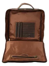 Mochila marrón de cuero con diseño floral en relieve, cierre superior con doble cremallera, asa de mano y correas ajustables para los hombros.