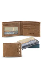 Billetera de cuero color marrón oscuro con detalle de costura artesanal en blanco. Interior con compartimentos para billetes, visor y tarjeteros.