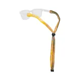 Sujeta lentes Chums Original Cotton Standard Ltd, con estampado de trucha arcoíris.