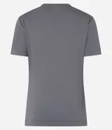 Blusa básica de viscosa color rosa, con cuello redondo y mangas cortas.
