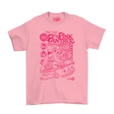 Remera rosa con estampa de la Pantera Rosa en un puesto de comida rápida.