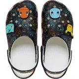 Zuecos Crocs Classic con estampado de personajes de Pokémon y adornos Jibbitz™ de Pikachu, Squirtle, Charamander y Bulbasaur.