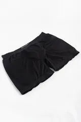 Boxer negro de microfibra con elástico en la cintura con la inscripción "BASIC & SIMPLE".