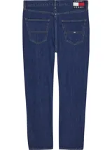 Jeans de corte recto, color azul oscuro, con cinco bolsillos y logo de la marca en el bolsillo trasero.