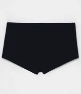 Bañador tipo bóxer negro con textura y cordón de ajuste en la cintura.