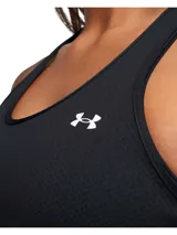 Musculosa deportiva Under Armour negra, con espalda racerback y logo reflectivo en el pecho.