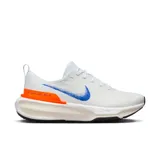 Championes de running Nike Invincible 3 Blueprint de mujer, color blanco con detalles en azul y naranja.