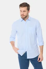 Camisa de lino blanca de manga larga, con bolsillo en el pecho con logo bordado y botones personalizados.