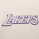 Canguro beige con capucha y cordones ajustables, bolsillo tipo canguro y puños y cintura acanalados. Presenta el logo de Los Angeles Lakers bordado en el pecho y en la manga.