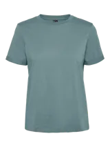 Camiseta celeste de manga corta con cuello redondo.