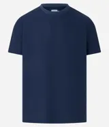 Remera masculina de manga corta, cuello redondo y textura acanalada, color beige claro.