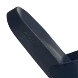 Ojotas Adidas Adilette Lite color azul con logo de la marca en blanco.