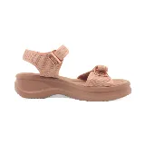 Sandalias Azaleia Vera Therapy color nude, con plataforma y ajuste con velcro.
