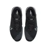 Championes de entrenamiento Nike Metcon 9, color negro con detalles en gris y blanco.