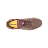 Sneaker CAT Hex Lite Leather color borgoña, de cuero flor, con cordones y suela de goma color beige.