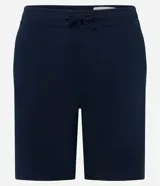 Bermuda masculina color beige de sarga, con cintura elástica ajustable con cordón y bolsillo trasero.