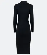 Vestido midi negro de tejido de punto acanalado, con cuello alto y mangas largas.