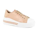 Championes casuales de mujer color beige, con plataforma blanca y cordones al tono.