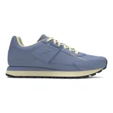 Zapatillas urbanas Under Armour Essential Runner, color blanco con detalles en negro.