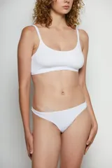 Colaless blanca de lycra.
