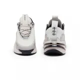 Championes Lacoste Audyssor color crema con detalles en gris y negro.