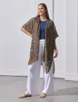 Kimono estampado en tonos naranja, azul y marrón, de modal marca Jessica McClintock, con mangas japonesas amplias.