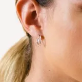 Aros pequeños de plata 925 con diseño de triple aro.