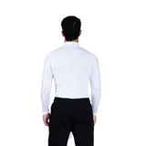 Remera térmica de manga larga color azul marino, ajustada al cuerpo, ideal para actividades deportivas.