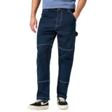 Pantalón de mezclilla azul, con múltiples bolsillos y diseño utility.