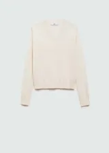 Sweater rojo de punto fino con cuello en V y mangas largas.