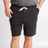 Short deportivo negro de corte recto.