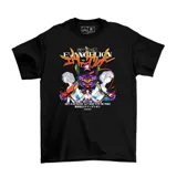 Remera negra de manga corta con estampado del anime Evangelion en el frente.