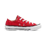 Zapatillas Converse modelo Chuck Taylor All Star Core, de lona color rojo, con puntera y suela de goma blanca y cordones blancos.