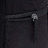 Mochila Nike Heritage Eugene color negro con doble cierre superior y bolsillo frontal con cierre.