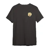 Remera negra de manga corta con estampa de un sol sonriente en el pecho.