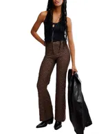 Pantalón de talle alto con corte de pierna ancha y estampado jacquard floral en tonos marrones.