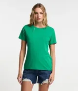 Blusa básica de algodón color tostado, de manga corta con dobladillo y nudo frontal.