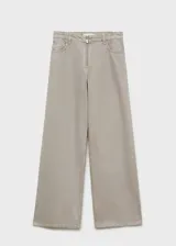 Pantalón de jean wideleg color gris claro, de tiro medio, con cinco bolsillos y cierre de cremallera.