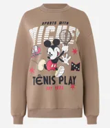 Buzo marrón claro de algodón con forro de polar, cuello redondo y puños y bajo acanalados. Estampa frontal de Mickey Mouse jugando al tenis.