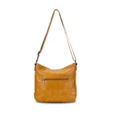 Bandolera marrón de cuero sintético con correa larga regulable combinada a tono. Tiene dos bolsillos frontales con cierre, apertura superior con cierre, división interna, bolsillos internos y bolsillo trasero con cierre.