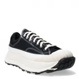 Championes Converse All Star Chuck 70 AT Plataforma, color negro con detalles en blanco, de lona con suela de goma con plataforma.