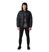 Campera puffer Columbia Pike Lake II Hooded para hombre, color negro, con capucha ajustable, cierre frontal con cremallera, bolsillos laterales con cierre, puños elásticos y dobladillo ajustable. Cuenta con tecnología Omni-Heat Reflective de revestimiento térmico reflectante y aislamiento de poliéster reciclado.