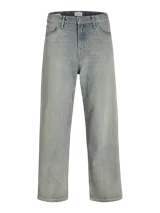 Jean de denim celeste con corte relajado, tiro alto y estilo urbano. Diseño clásico de cinco bolsillos con cierre de botón. Fit baggy con amplitud en muslos, rodillas y botamanga. Acabado stonewash con aspecto desgastado y vintage.