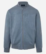 Chaqueta bomber marrón de poliéster y elastano, con cierre frontal, cuello redondo y bolsillos laterales.