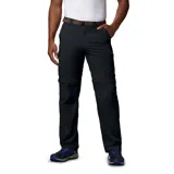 Pantalón de senderismo convertible en short, color negro, con cinturón marrón y múltiples bolsillos.