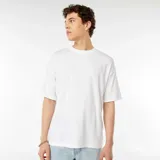 Remera blanca de algodón con cuello redondo y corte clásico.